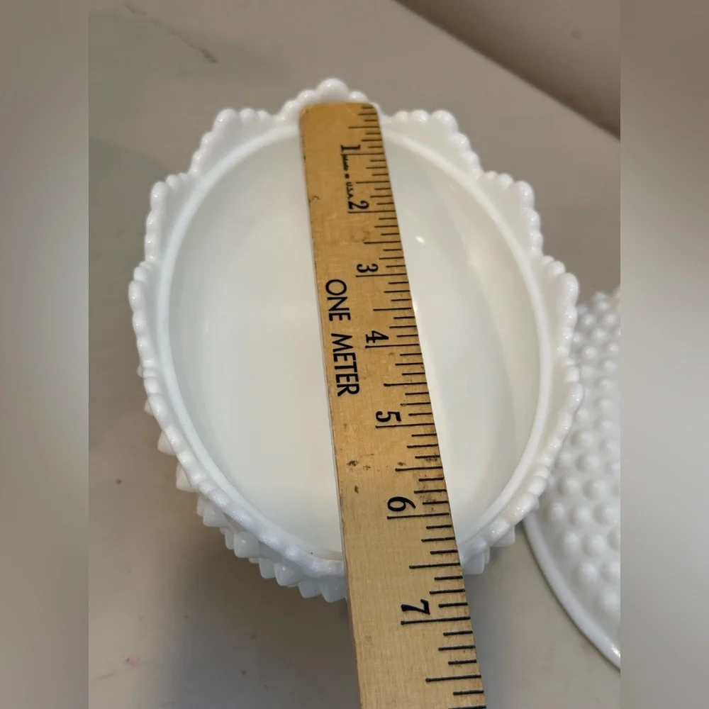 Vintage Fenton Oval 4 Footed White Hobnail Milk Glass‎ Lidded Covered Candy Dish